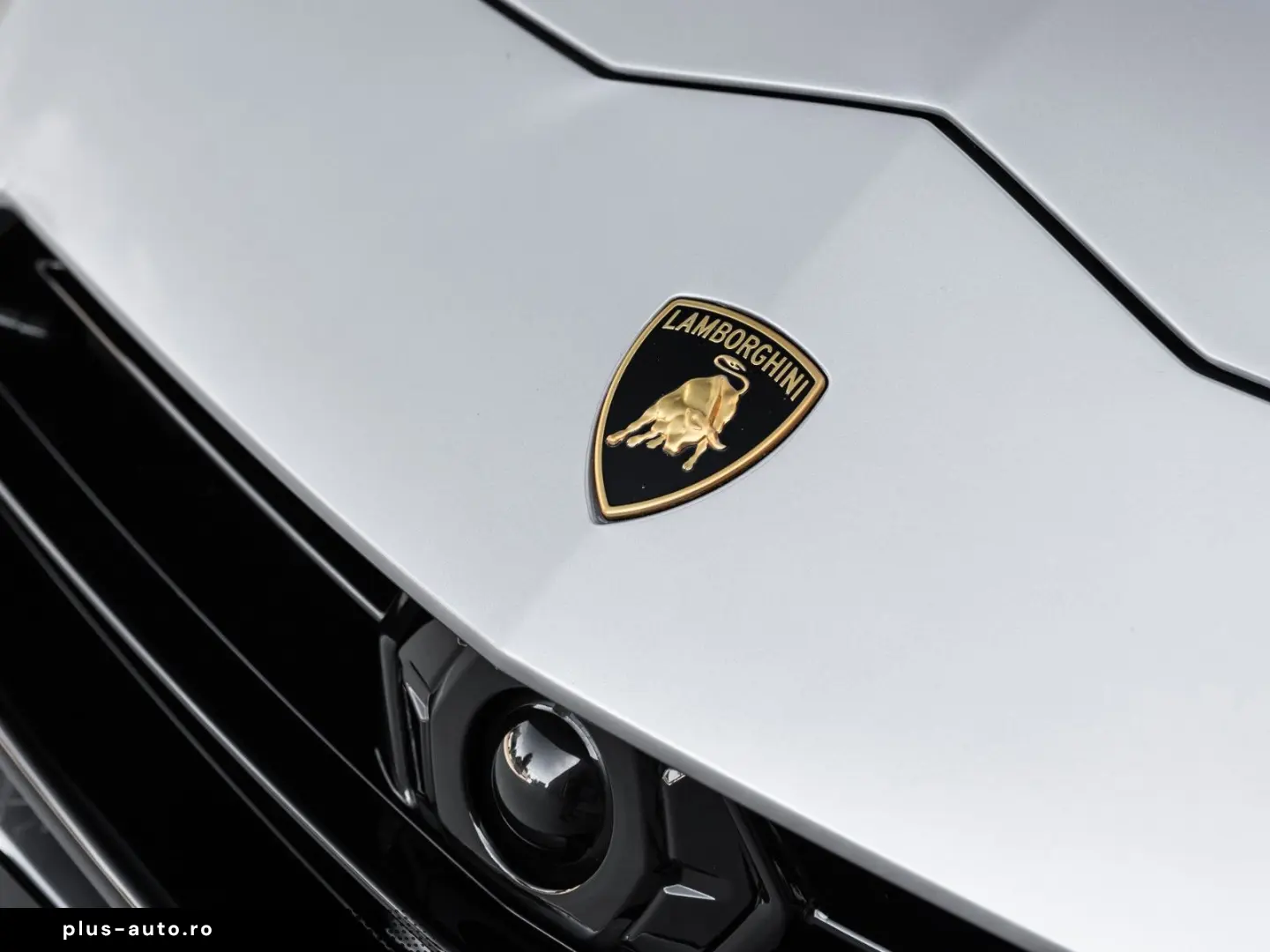 LAMBORGHINI Urus S   Carbon Interior   Night Vision