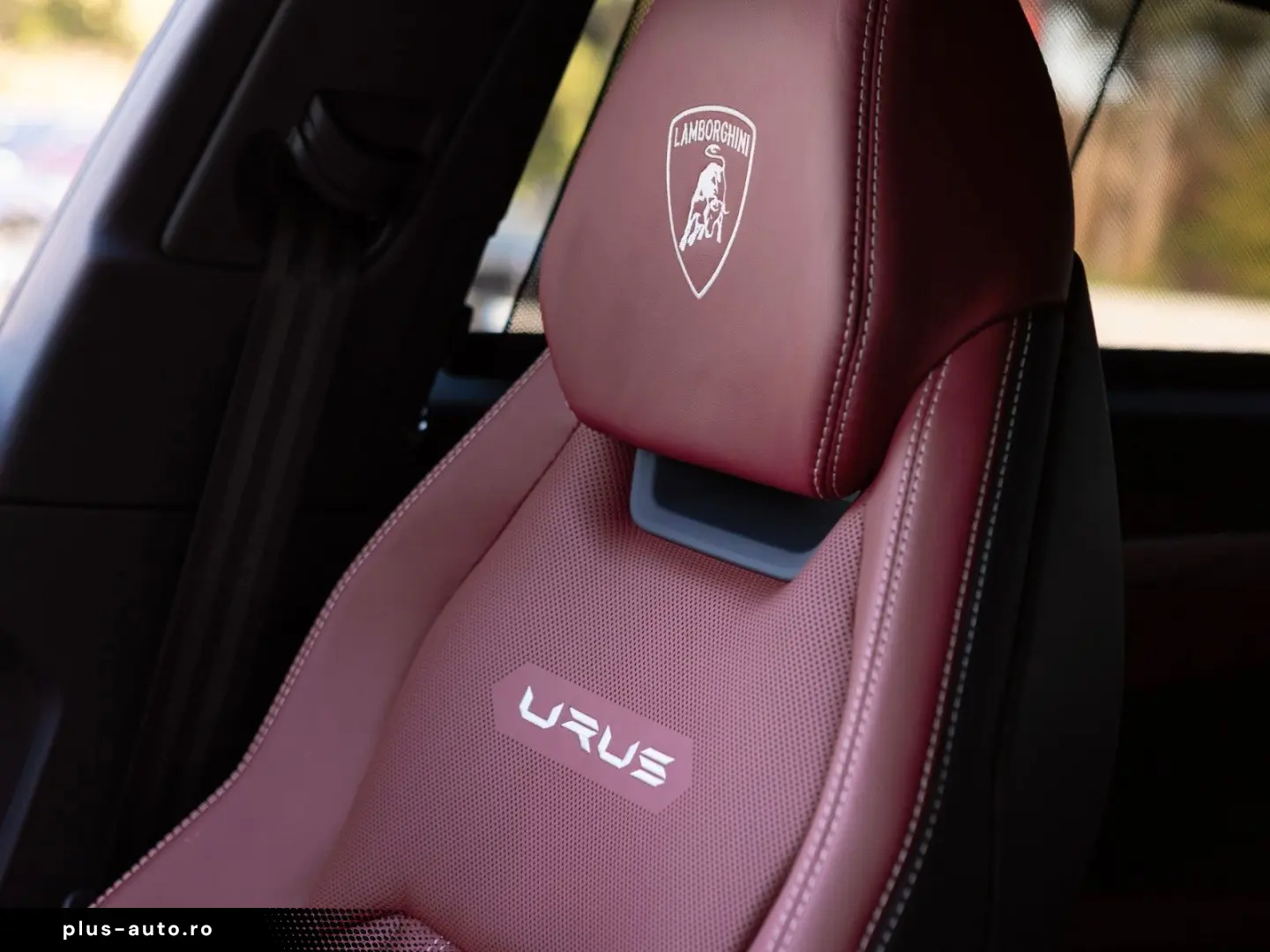 LAMBORGHINI Urus S   Carbon Interior   Night Vision