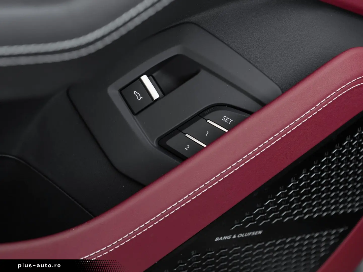 LAMBORGHINI Urus S   Carbon Interior   Night Vision