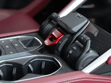 LAMBORGHINI Urus S   Carbon Interior   Night Vision