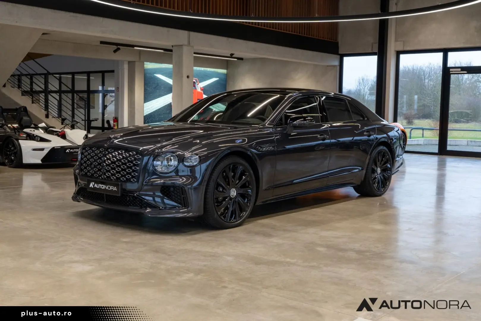 BENTLEY New Flying Spur Mulliner Hybrid Naim Blackline