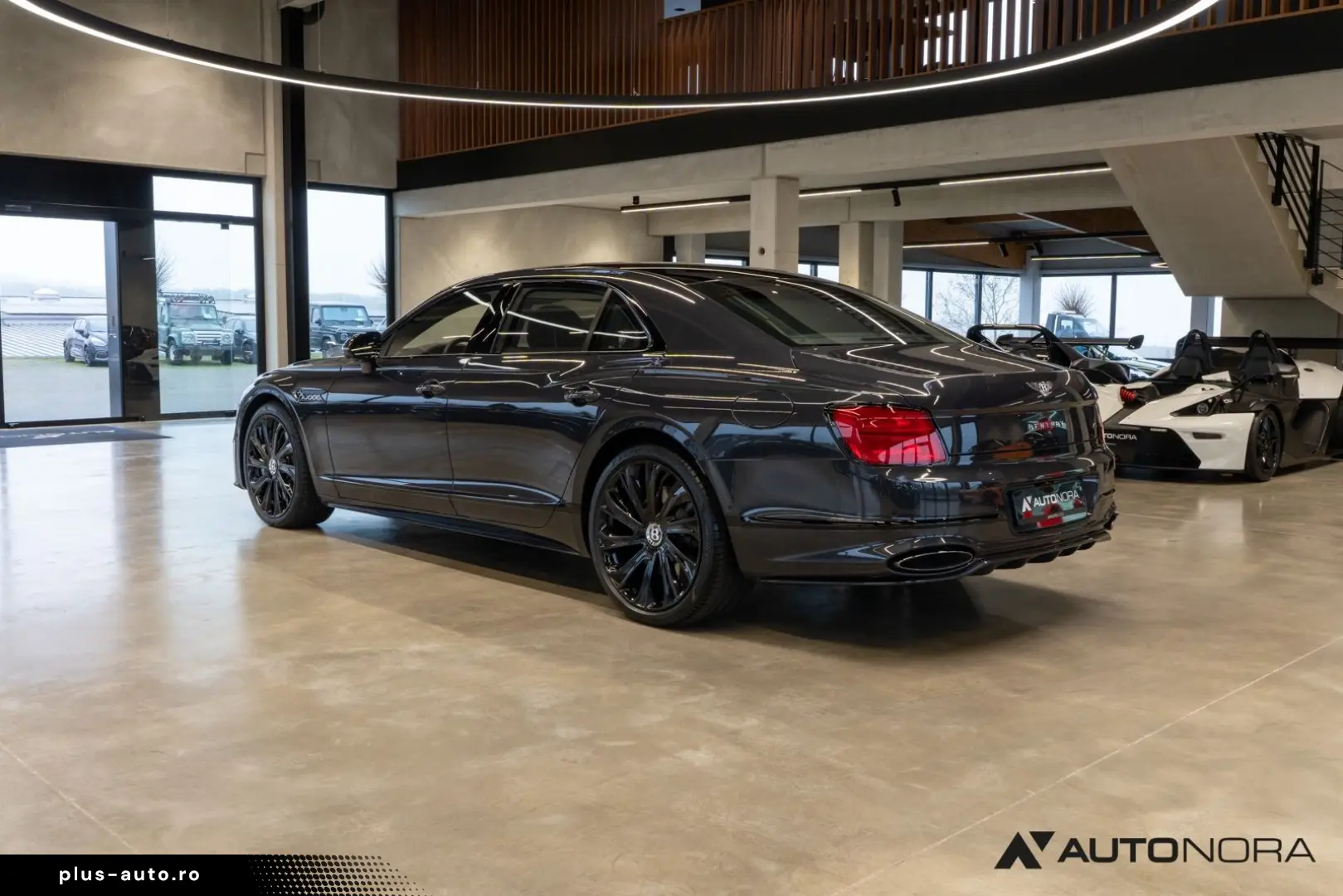 BENTLEY New Flying Spur Mulliner Hybrid Naim Blackline