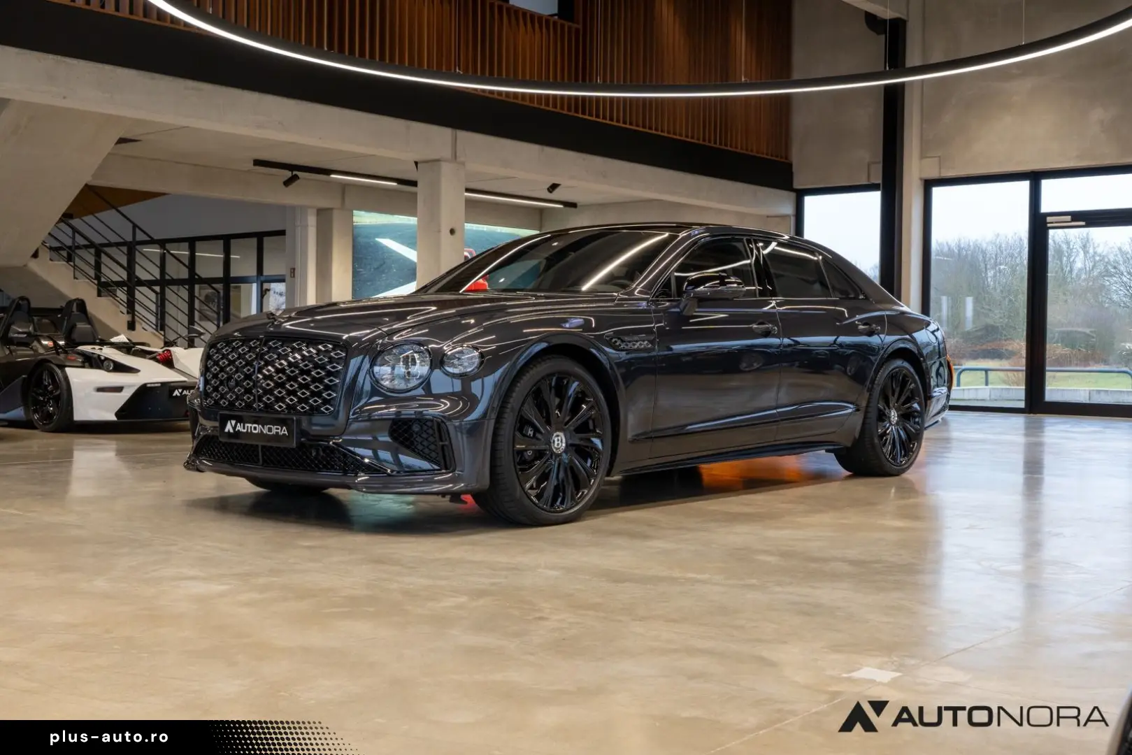 BENTLEY New Flying Spur Mulliner Hybrid Naim Blackline