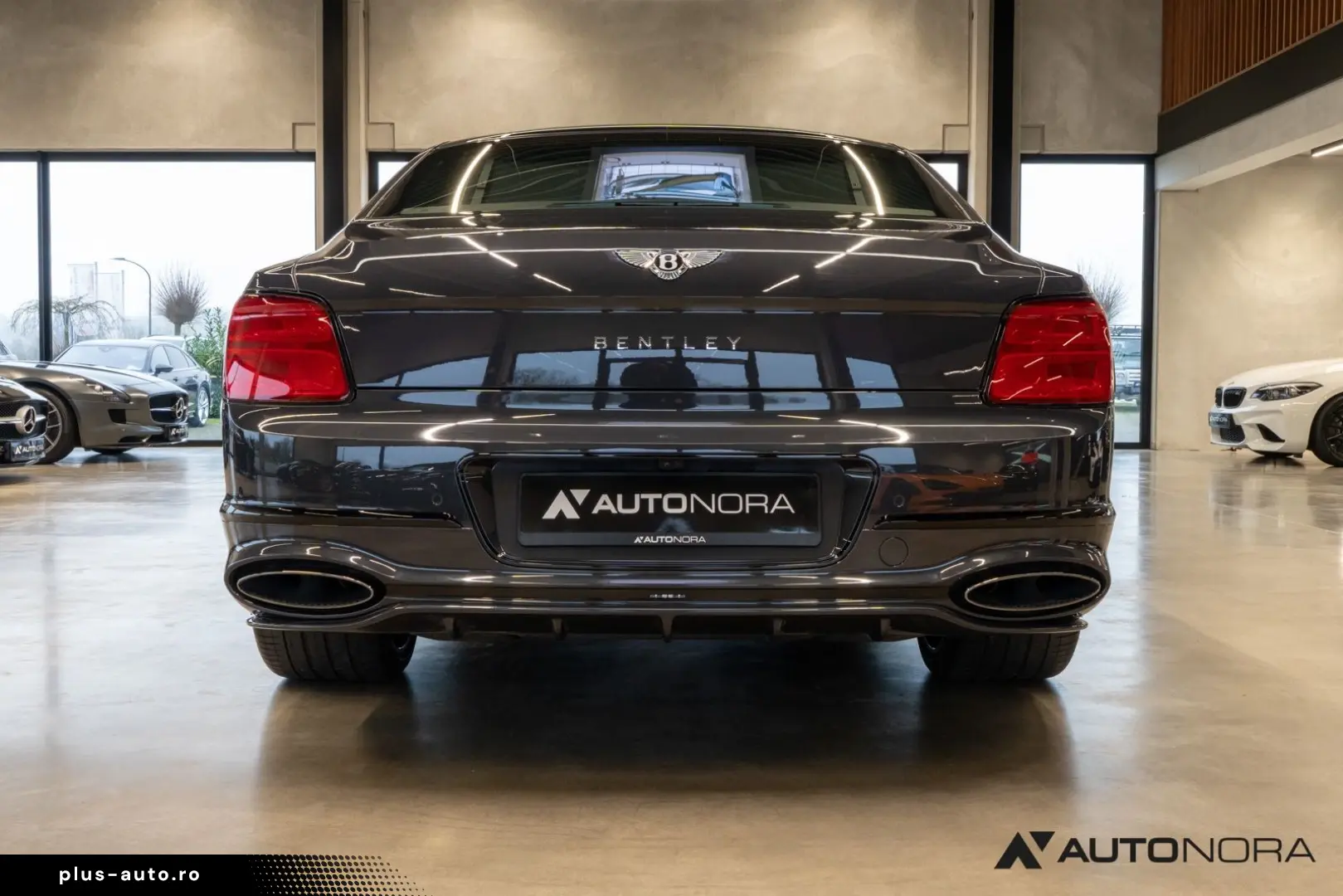 BENTLEY New Flying Spur Mulliner Hybrid Naim Blackline