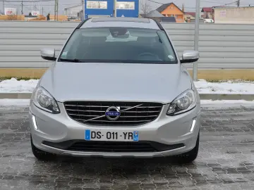 VOLVO XC 60 D4 MOMENTUM DRIVE