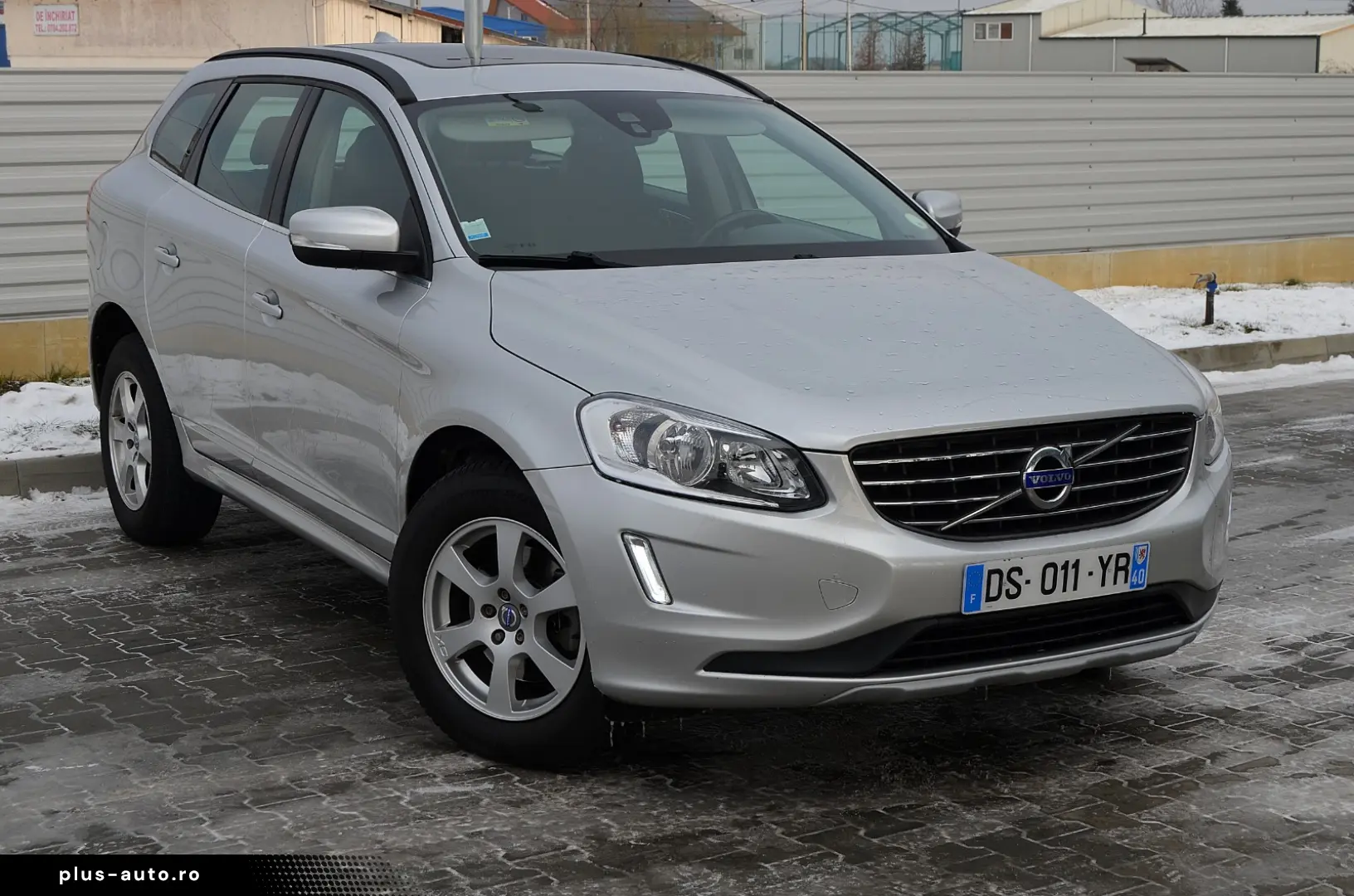 VOLVO XC 60 D4 MOMENTUM DRIVE