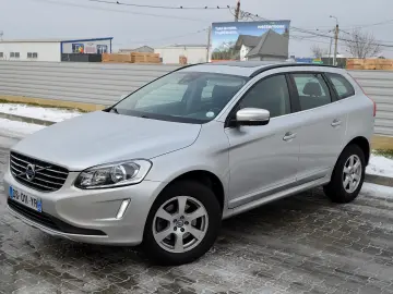 VOLVO XC 60 D4 MOMENTUM DRIVE