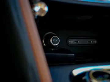 BENTLEY Flying Spur Mulliner V8 PHEV 782hp