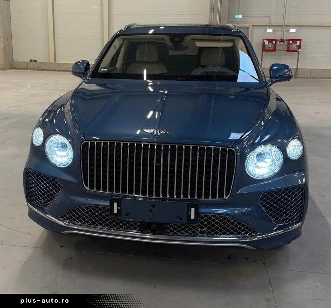BENTLEY Bentayga 4.0 V8 EWB Azure 4WD Autom.