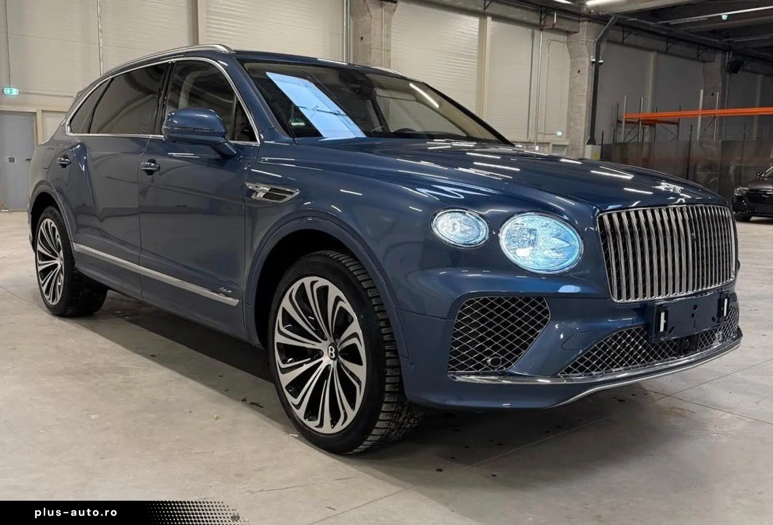 BENTLEY Bentayga 4.0 V8 EWB Azure 4WD Autom.