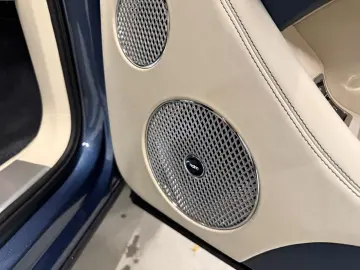 BENTLEY Bentayga 4.0 V8 EWB Azure 4WD Autom.