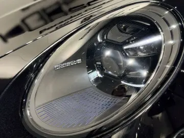 PORSCHE 911 992 Turbo S PDK 650hp Panorama Frontlift