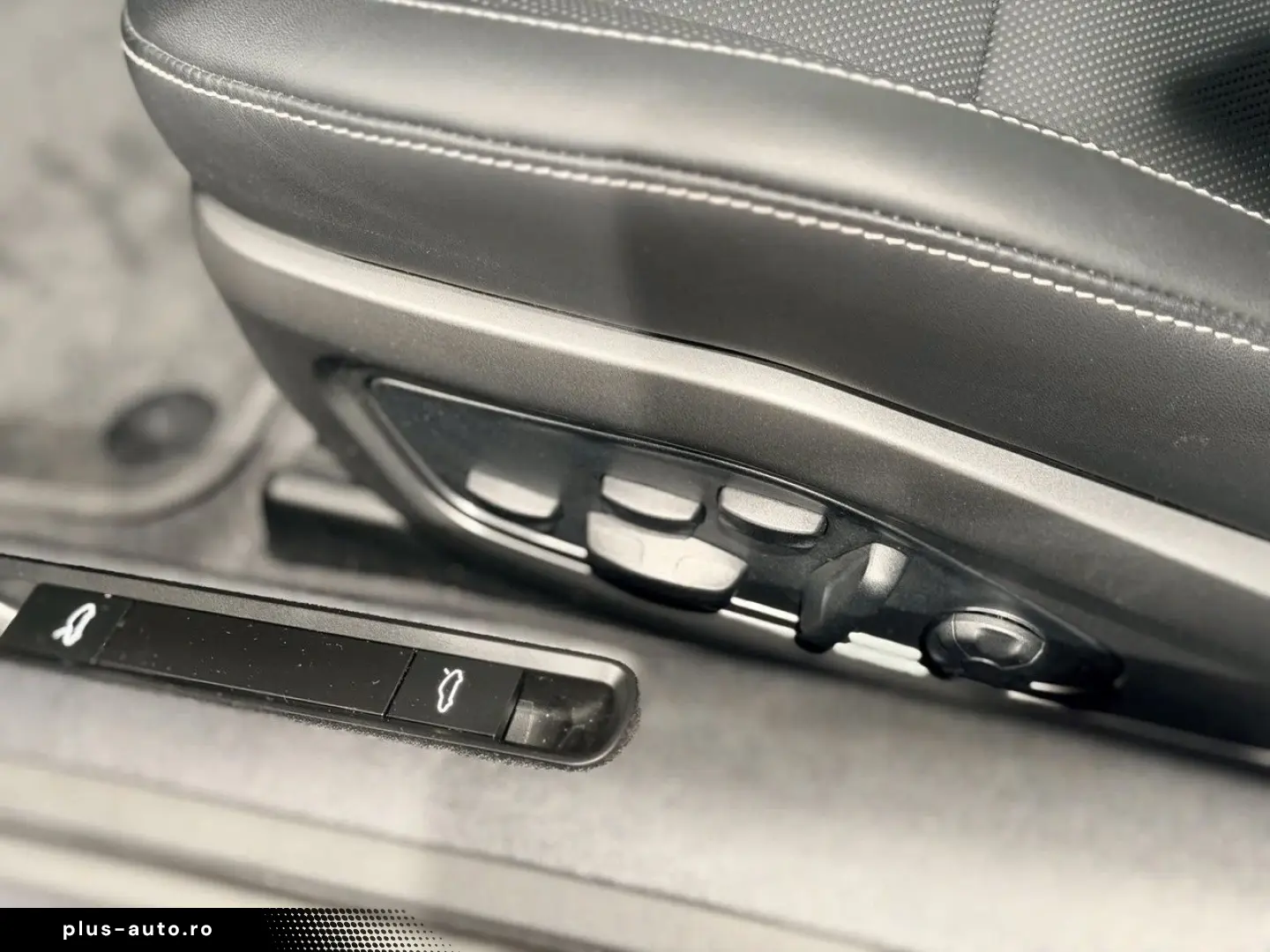 PORSCHE 911 992 Turbo S PDK 650hp Panorama Frontlift