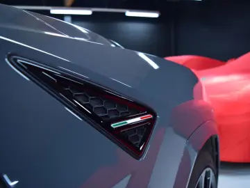 LAMBORGHINI Urus 4.0 V8 Sport  Akrapovič   FULL PPF