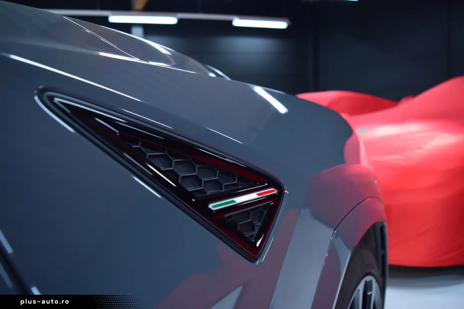 LAMBORGHINI Urus 4.0 V8 Sport  Akrapovič   FULL PPF