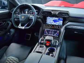 LAMBORGHINI Urus 4.0 V8 Sport  Akrapovič   FULL PPF