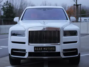 ROLLS ROYCE Cullinan Mandarin