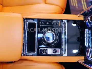 ROLLS ROYCE Cullinan Mandarin