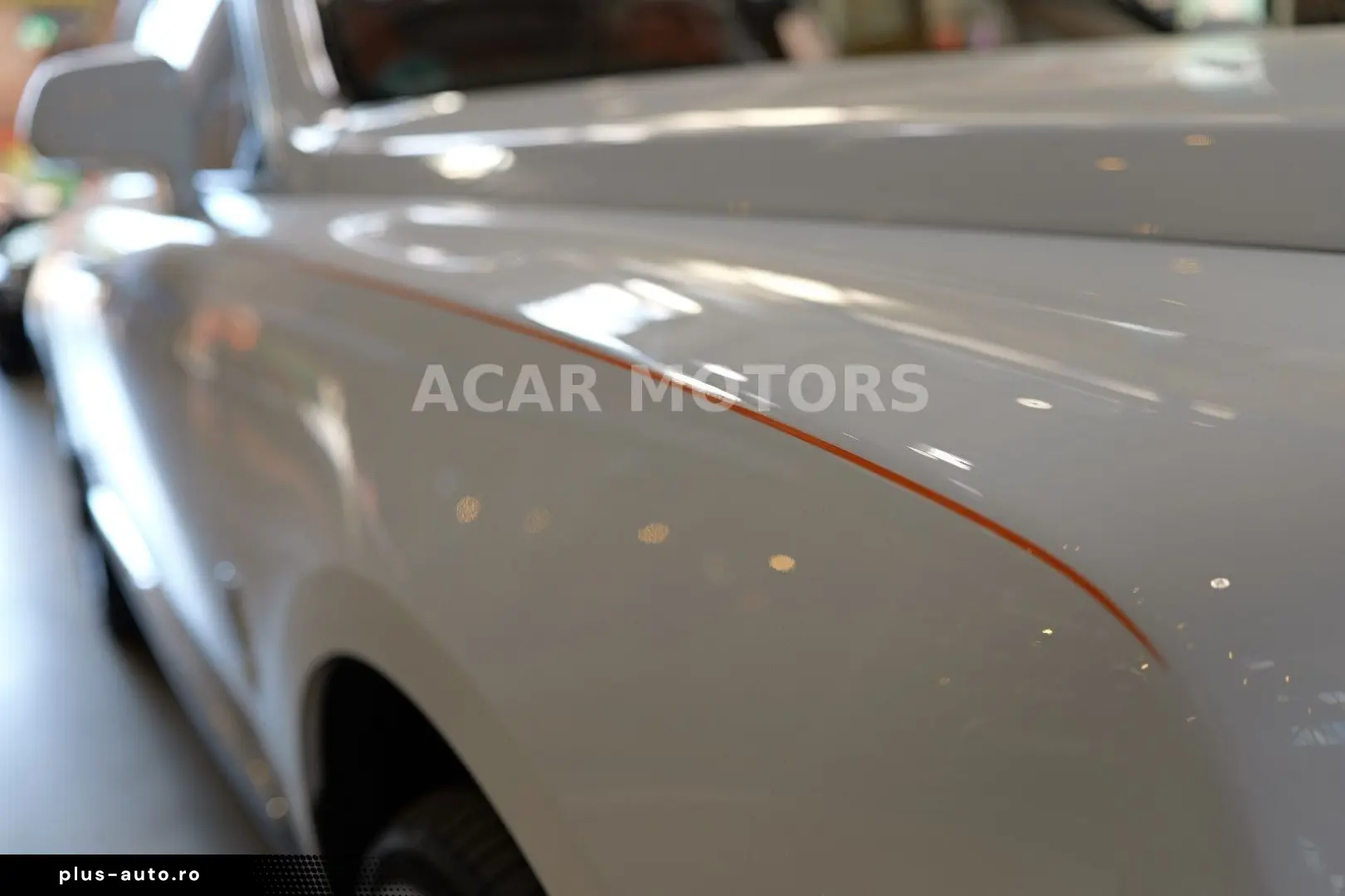 ROLLS ROYCE Cullinan Mandarin