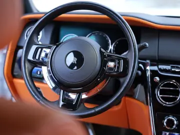 ROLLS ROYCE Cullinan Mandarin