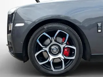 ROLLS ROYCE Cullinan Black Badge