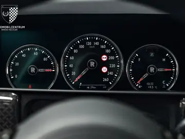 ROLLS ROYCE Cullinan Black Badge Starburst RearSeat Bespoke