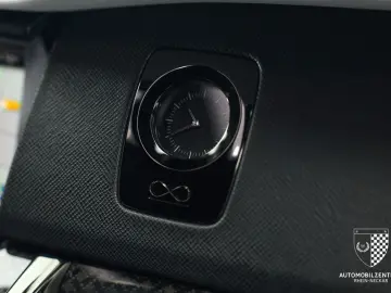 ROLLS ROYCE Cullinan Black Badge Starburst RearSeat Bespoke