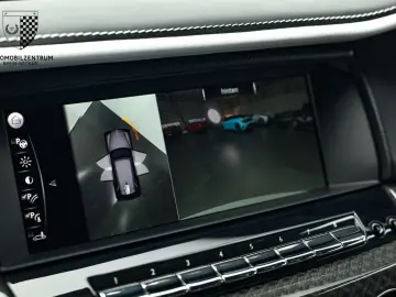 ROLLS ROYCE Cullinan Black Badge Starburst RearSeat Bespoke