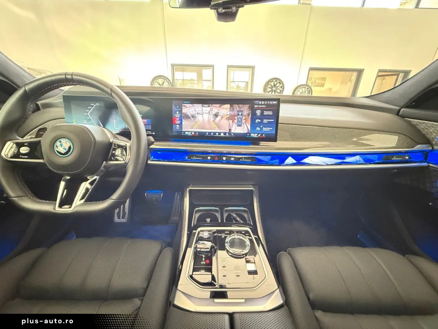 BMW M760e xDrive Two Tone Individual 3xTV SkyLounge