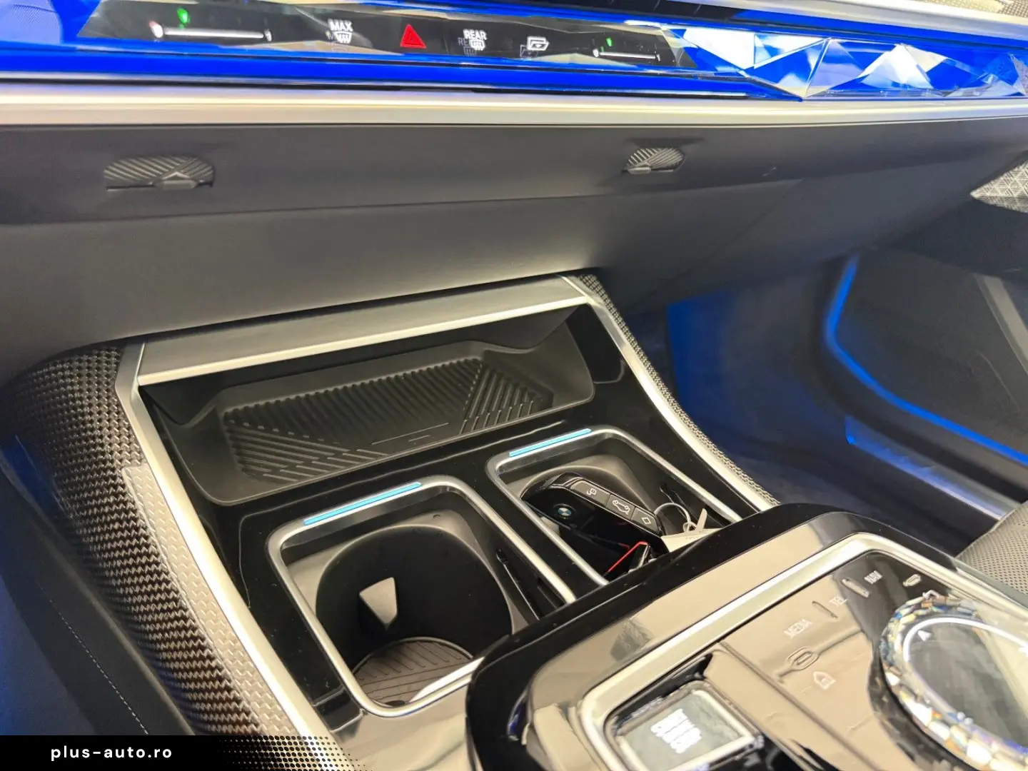 BMW M760e xDrive Two Tone Individual 3xTV SkyLounge