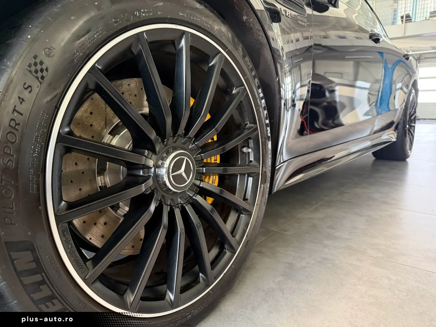 MERCEDES-BENZ AMG GT 63 S 4M  AERODYNAMIK-PANO-MULTIKONTUR