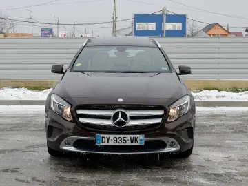MERCEDES BENZ GLA 200 D STYLE