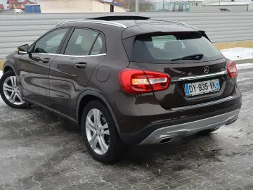 MERCEDES BENZ GLA 200 D STYLE