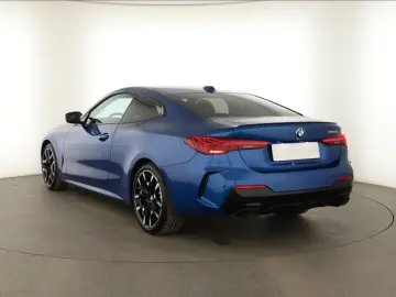 BMW 4