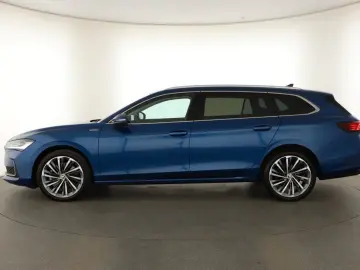 SKODA Superb 2.0 TDI 2024 Laurin & Klement  4X4