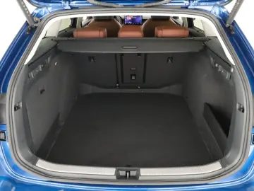 SKODA Superb 2.0 TDI 2024 Laurin & Klement  4X4