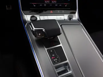 AUDI A7 50 TDI 2023   4X4  Automatik  Scheckheft