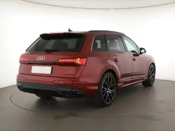 AUDI Q7 50 TDI 2024   Automatik  Scheckheft  Leder