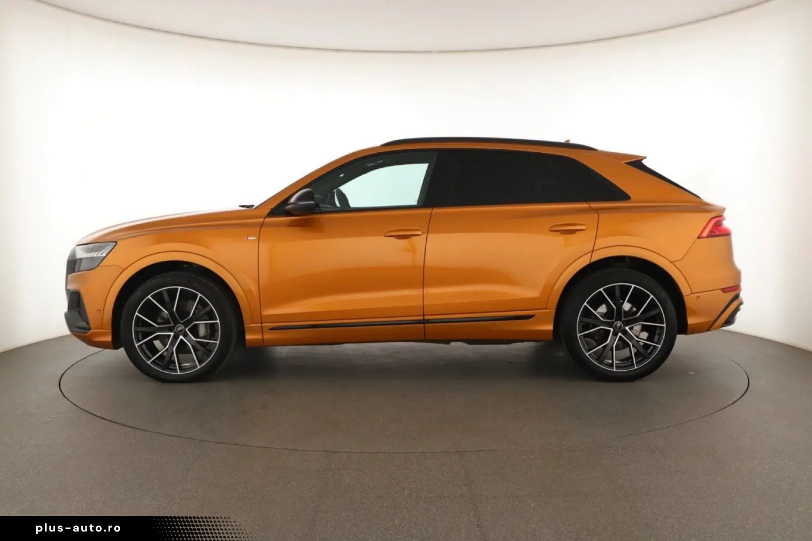 AUDI Q8 50 TDI 2023 S-Line  Automatik  Scheckheft