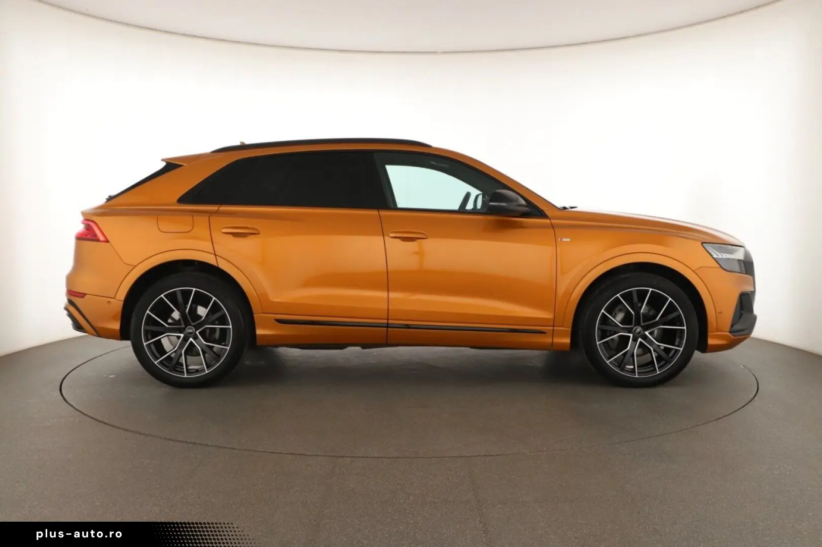 AUDI Q8 50 TDI 2023 S-Line  Automatik  Scheckheft