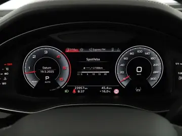 AUDI Q8 50 TDI 2023 S-Line  Automatik  Scheckheft
