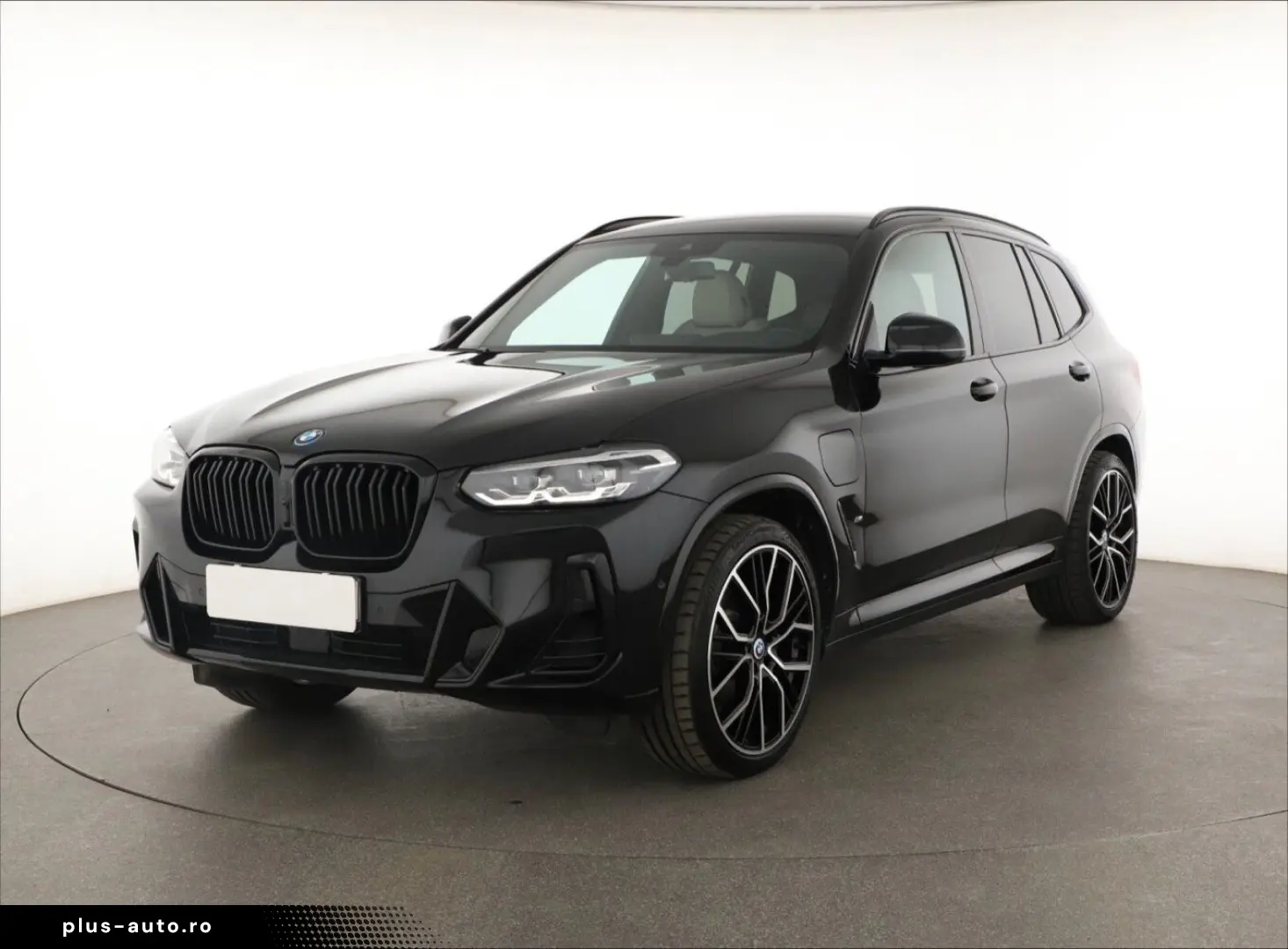 BMW X3 xDrive30e 2023   Automatik  Scheckheft