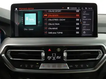 BMW X3 xDrive30e 2023   Automatik  Scheckheft