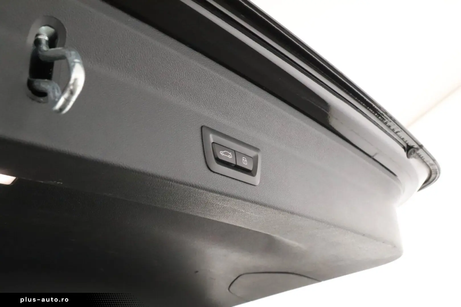 BMW X3 xDrive30e 2023   Automatik  Scheckheft