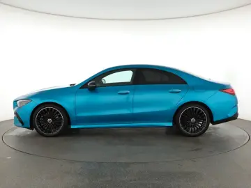 MERCEDES-BENZ CLA 220 4MATIC 2024 AMG  4X4  Automatik