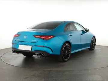 MERCEDES-BENZ CLA 220 4MATIC 2024 AMG  4X4  Automatik