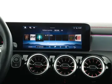 MERCEDES-BENZ CLA 220 4MATIC 2024 AMG  4X4  Automatik