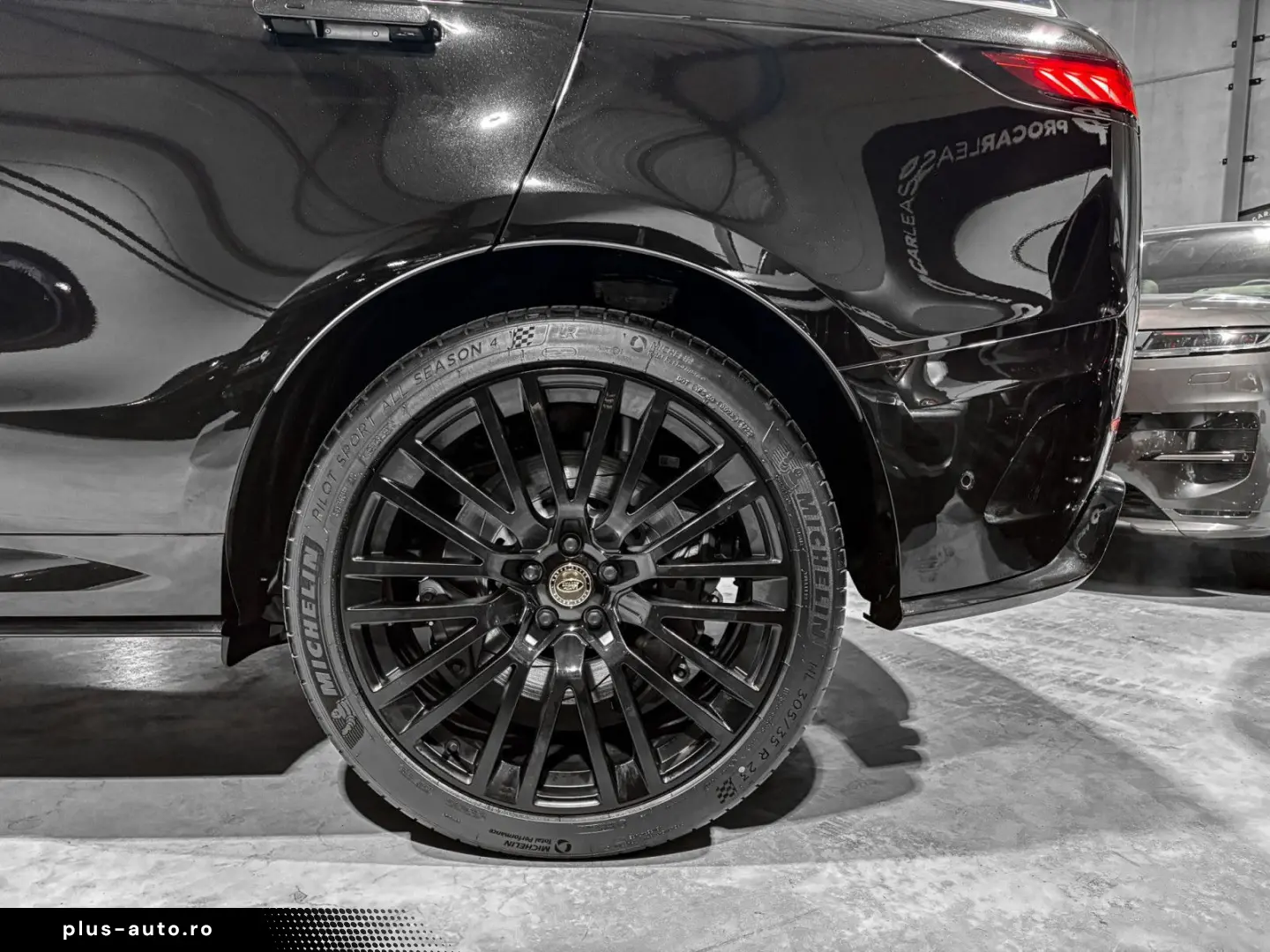 LAND ROVER Range Rover Sport P635 SV EDITION ONE  FULL CARB