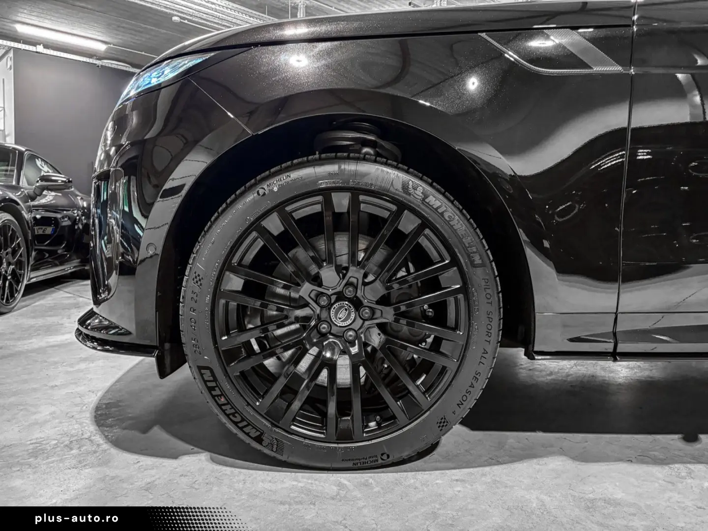 LAND ROVER Range Rover Sport P635 SV EDITION ONE  FULL CARB