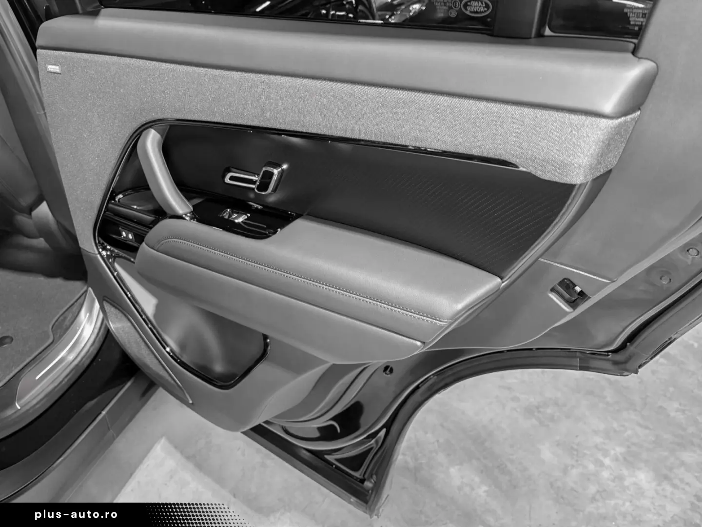 LAND ROVER Range Rover Sport P635 SV EDITION ONE  FULL CARB